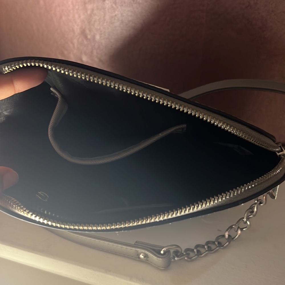 Gray Steve Madden purse with long strap - Picture 3 of 3